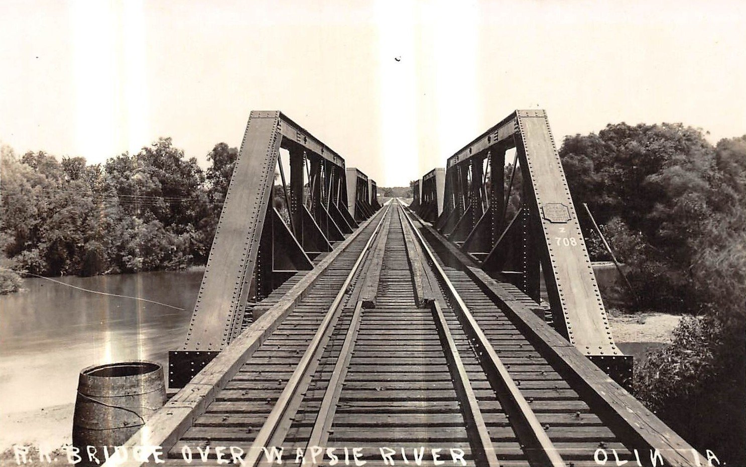 Photo of Bridge #Z-708 at Olin, Iowa